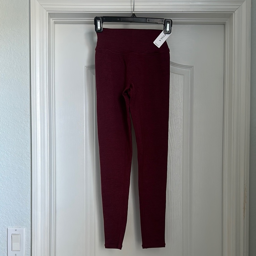 P'tula Women's Maroon Leggings
